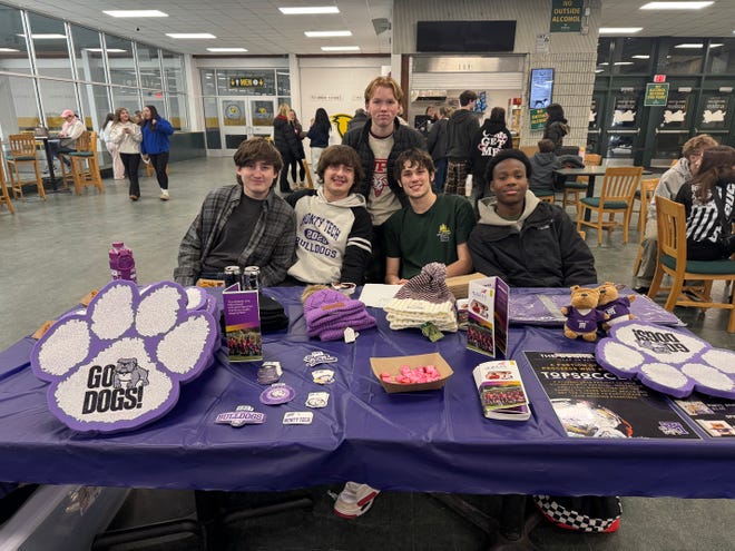 Monty Tech students team up with TOPSoccer for inclusive sports